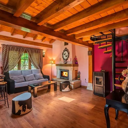 Holiday home Casucas La Guariza