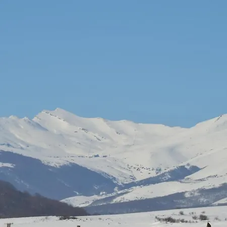 Casucas La Guariza Nyaraló