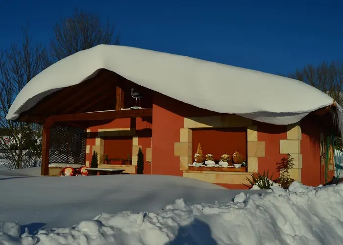 Casucas La Guariza Holiday home Fontibre